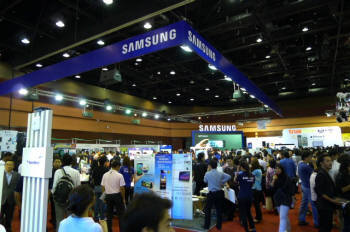 갤럭시S2 아시아 시장서 한류타고 승승장구…말레이시아 · 홍콩 · 태국 등 매진 사례