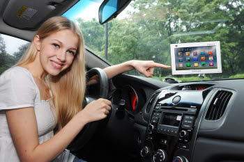 파인드라이브 iQ Wide 2000