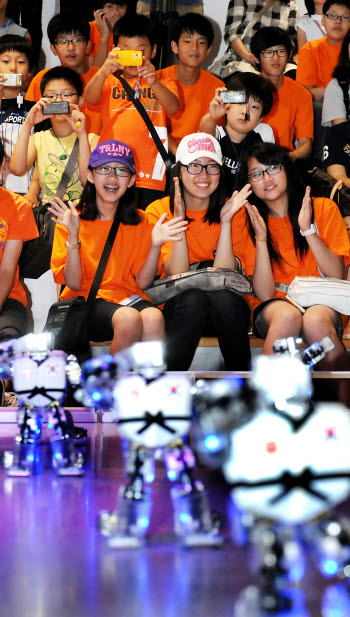 국립과천과학관 로봇 상설 체험관 개관