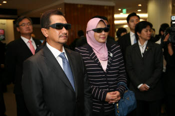 말레이시아 국왕, 삼성 디지털시티 방문