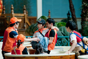 SK C&C, 2011년 신입 · 인턴 행복한 여름 만들기 릴레이 봉사