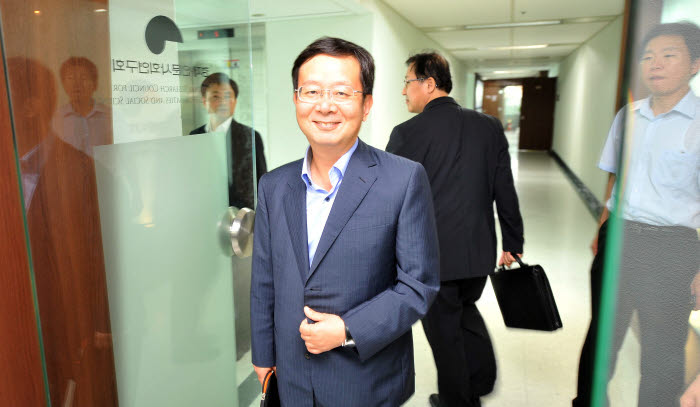 KISDI 신임원장 후보자 심사위원회 발걸음은 가볍지만