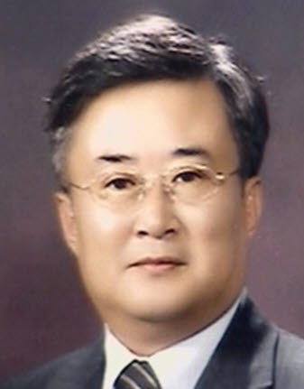 KISDI 차기 원장 경쟁, 김동욱 이명호 이봉호 삼파전