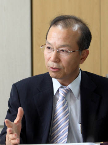 [이사람]정성무 나이스특별대책단장