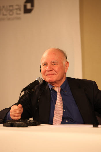 닥터둠 "그리스 디폴트는 정해진 수순. 한국 증시 변동성 커질 것"