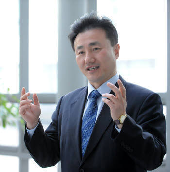 윤성혁기자 shyoon@etnews.com