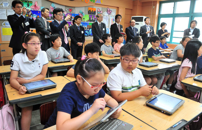 일본 산학 관계자, 한국 스마트러닝 현장 `대단해요`