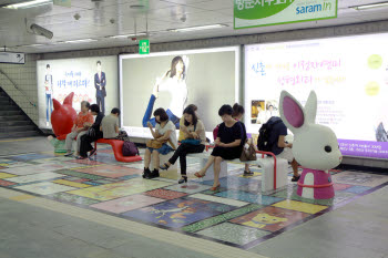 신촌역 분위기 확 바꾼다