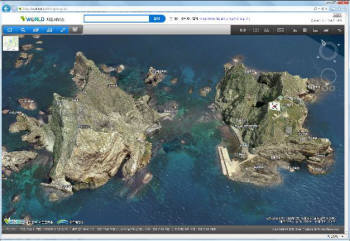 브이월드에서 서비스되는 고해상도 독도 사진.