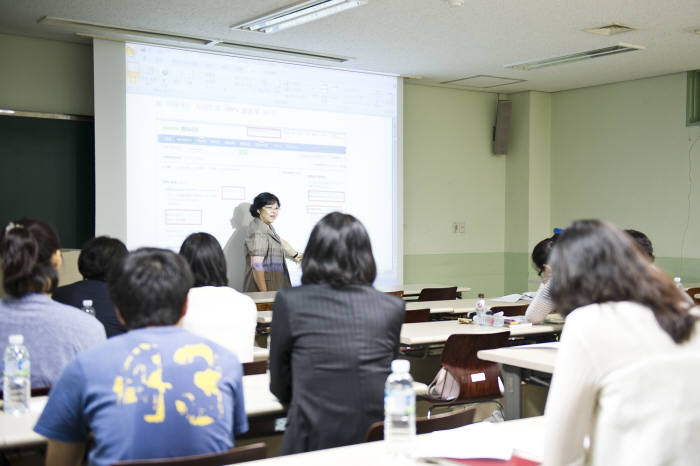 경희사이버대 미국학과 영어 특강 모습