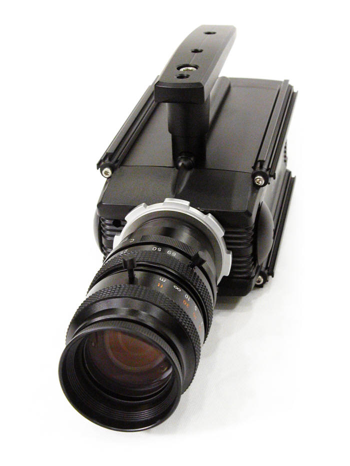컴아트시스템이 국내에서 처음 개발한 초고속 카메라 `HSC-F340`이 이달부터 판매에 들어간다. <사진=컴아트시스템>