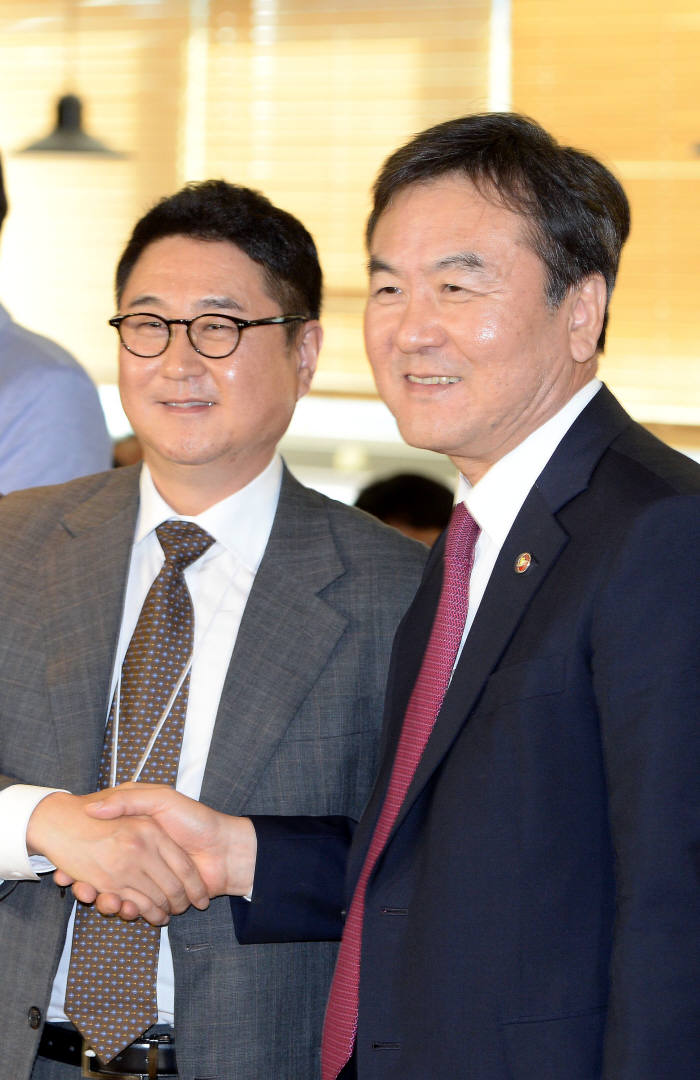 신제윤 금융위원장, 다음카카오 방문