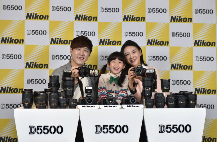 니콘, 올해도 `DSLR 카메라` D5500과 렌즈 2종 발표