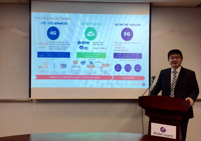 리신 첸 알카텔루슨트 무선사업부문 아태지역 총괄 부사장은 국가재난안전망 사업 구축 시 한국에 알카텔루슨트의 ‘아태지역 재난안전망 기술 지원 허브’를 설립해 기술지원을 하겠다고 밝혔다.