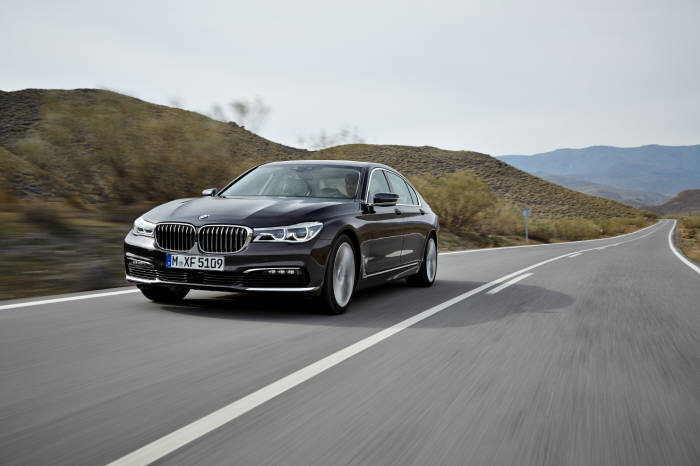 뉴 BMW 750 Li x드라이브