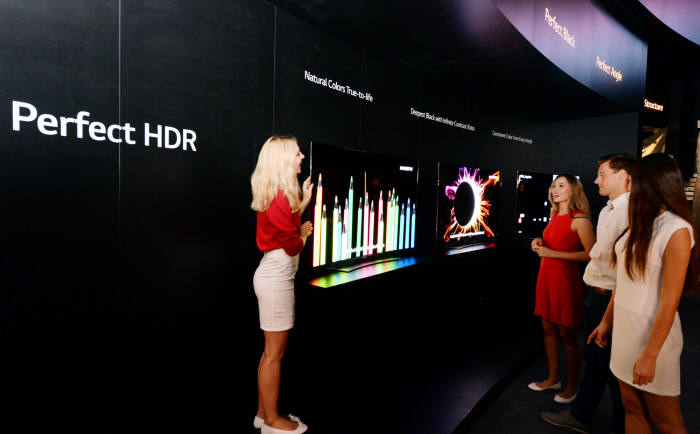 “HDR 완벽한 파트너는 올레드”...해외매체 LG TV `호평`