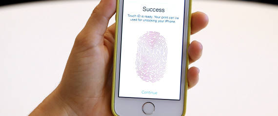 아이폰 지문인식 보안장치 이미지컷