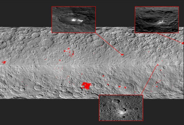 돈호가 촬영한 왜행성 세레스의 크레이터에서 발견되는 흰빛은 소금성분이 들어있는 얼음으로 드러나고 있다. 사진=나사