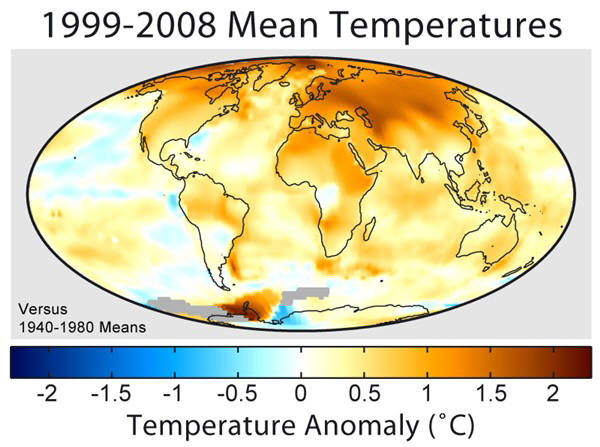 지구온난화의 추이. 전세계 평균기온은 1900년대 이래 지금까지 평균 0.6~0.9도 상승했다. 지난 1만4천년 동안 증가한 기온 상승 수준을 한꺼번에 뛰어넘었다. 사진=위키피디아