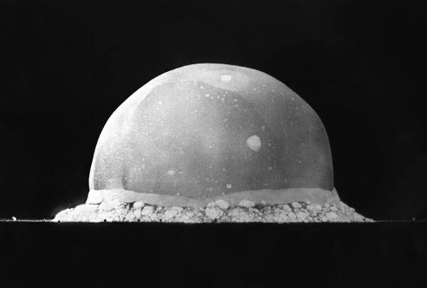 1945월 7월 16일 뉴멕시코 알라모고도에서 실시한 핵실험에서 발생한 구름. 사진=위키피디아