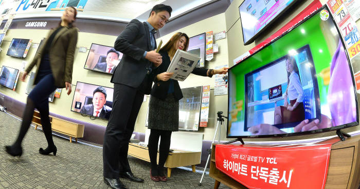 [투데이 이슈]가성비 뛰어난 중국산 TV...국내 시장 `맹위`