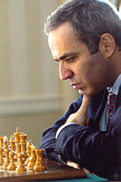 1997년 IBM의 딥블루는 세계 체스챔피언 게리 카스파로프를 제쳤다. <전자신문DB>