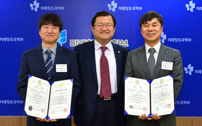 윤성혁기자 shyoon@etnews.com