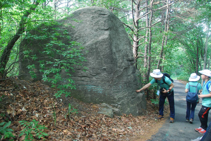 북한산국립공원 생태탐방 모습.