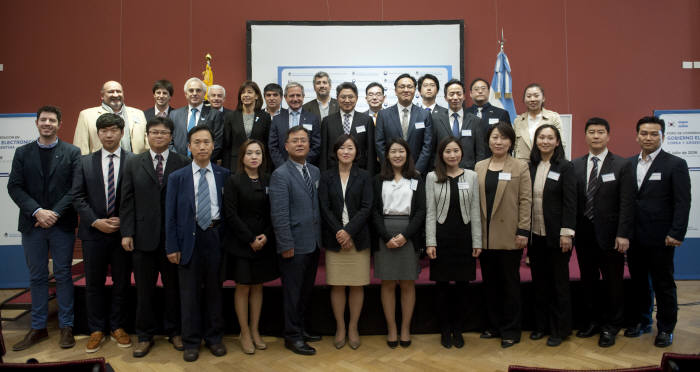 행정자치부는 아르헨티나와 엘살바도르에 전자정부 협력사절단을 파견했다. 아르헨티나에서 열린 전자정부협력포럼 모습.