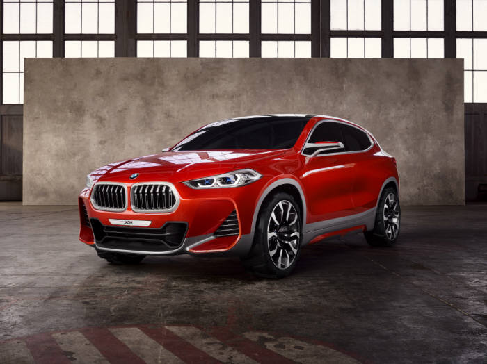 BMW X2 콘셉트 정측면