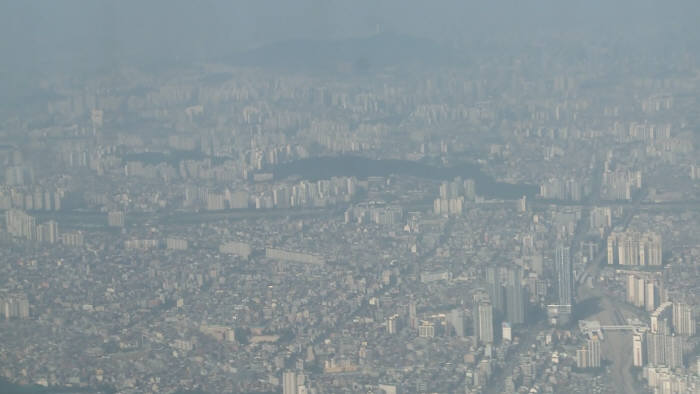 중국·인도, 극심한 대기오염으로 문제…한국 등 주변국에도 피해