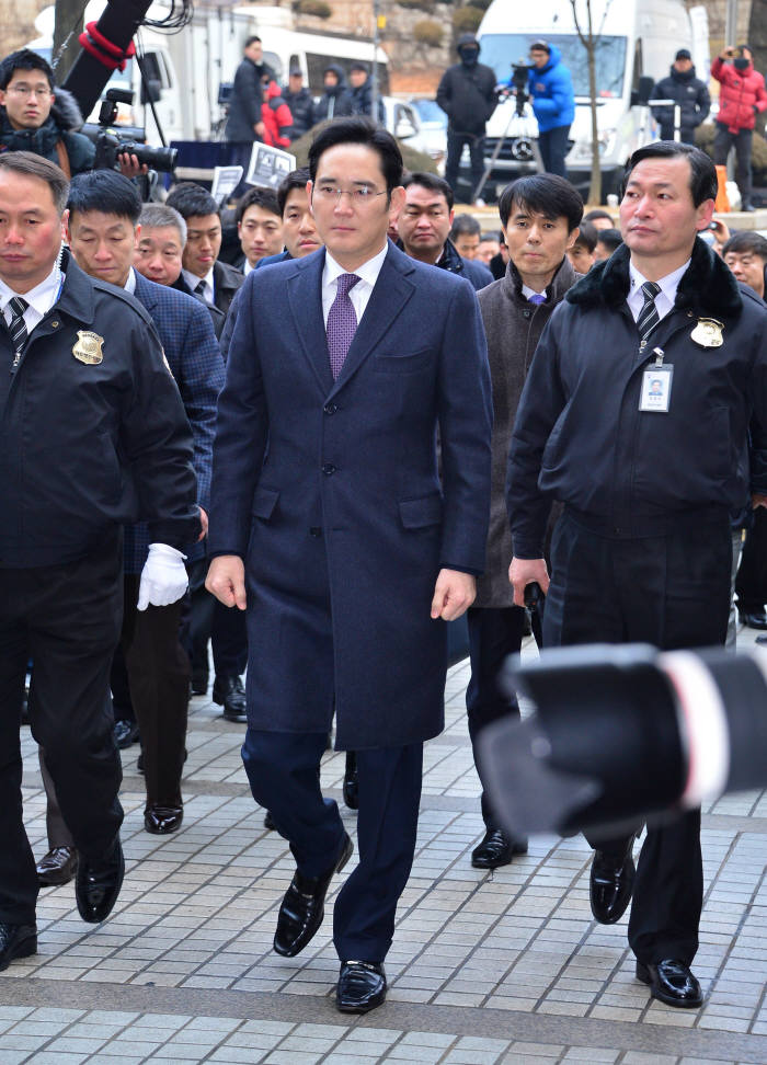 영장실질심사 받는 이재용 삼성전자 부회장