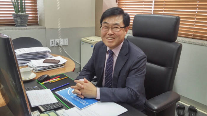 전원건 충북도지식산업진흥원장