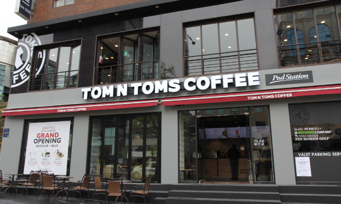 탐앤탐스, '청담 파드스테이션점' 열고 파드 커피 대중화 박차