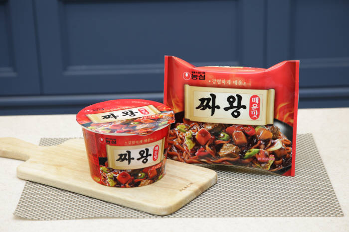 농심, 강렬하게 매운 '짜왕매운맛' 출시