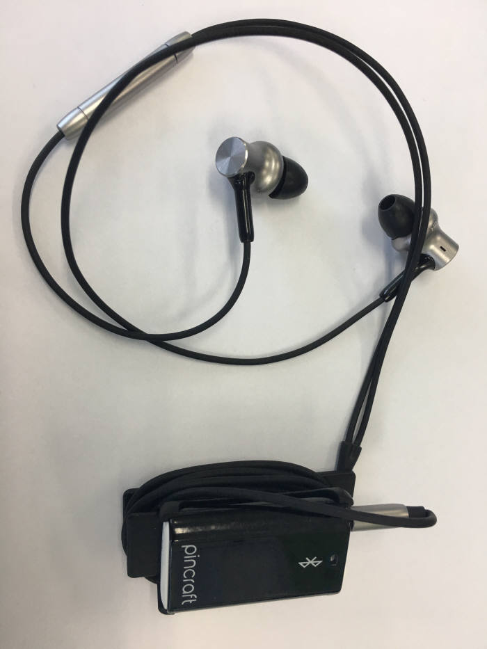 아이클립은 불필요한 기능을 제거해 크기를 줄이고 소비자 권장가격을 1만원대로 낮췄다.