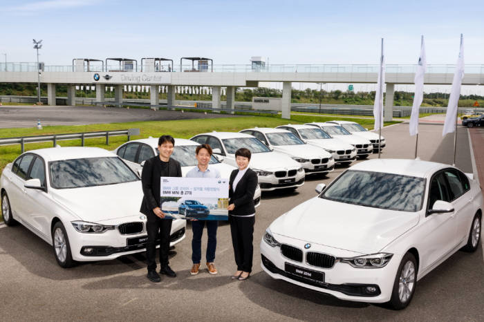 BMW그룹코리아가 카셰어링 스타트업 링커블에 차량을 전달했다.