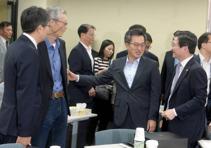 김동연 경제부총리, 벤처기업인과 오찬 간담회