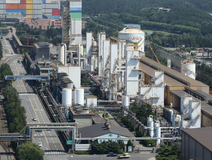 에너지다소비사업장 중 하나인 포스코 포항제철소.
