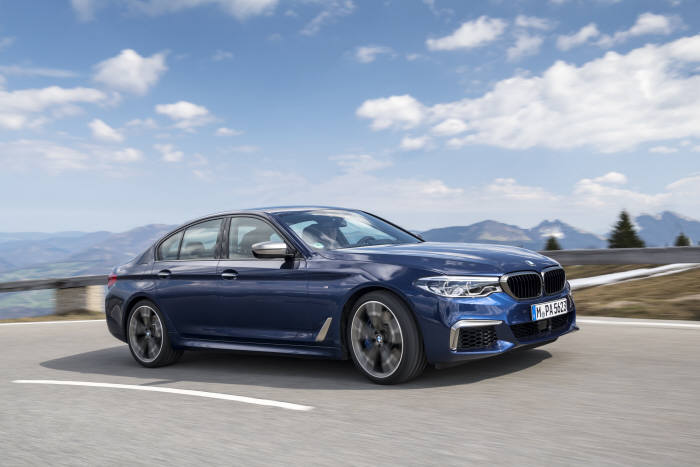 BMW 뉴 M550d xDrive.