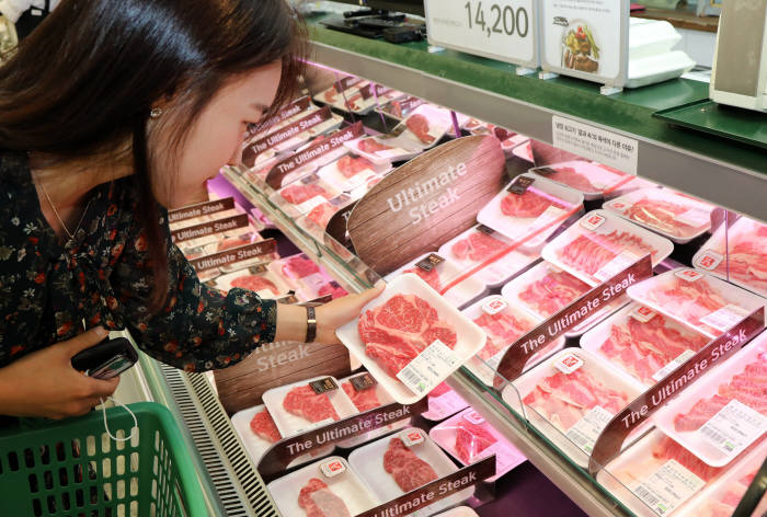 이마트, '한우데이' 맞아 역대급 행사 실시…최대 50% 할인