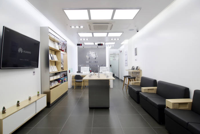 화웨이 “연말까지 서비스센터 67개로 늘려”