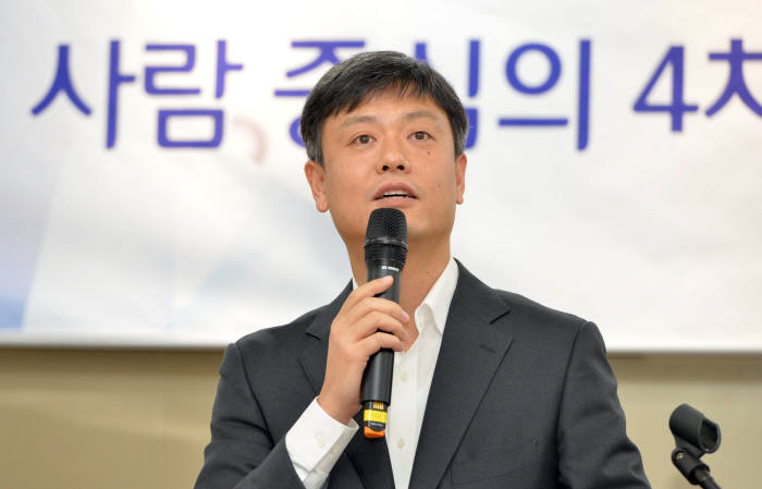 [뉴스해설]2019년 3월 5G 상용화···구체 정책 목표 담았다