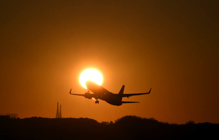 무술년 새해, 인천공항 제2여객터미널 개항