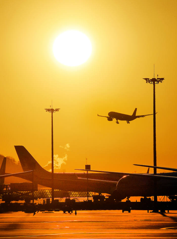 무술년 새해, 인천공항 제2여객터미널 개항