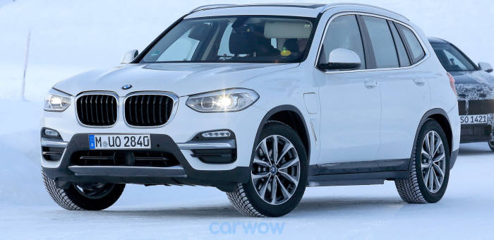 BMW 주형 SUV 전기차 'iX3' (출처=carwow)