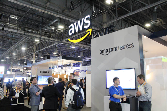 HIMSS 2018 AWS 부스 전경