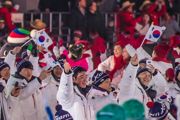 세계 패럴림픽 선수가 2018 평창 동계패럴림픽 개막식에서 '갤럭시노트8'으로 현장의 감동을 기록했다.