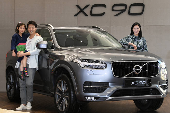 스웨디시 럭셔리를 합리적 가격에...'XC90 T6 5인승 출시'