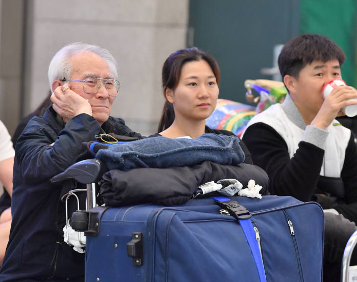 [2018 남북정상회담]남북정상회담 생중계 보는 시민들